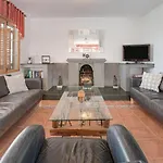 Lea فيلة *